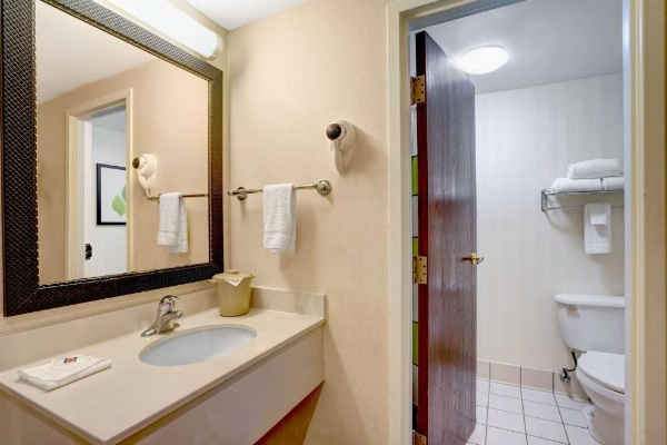 Motel 6-Milford, CT image 19